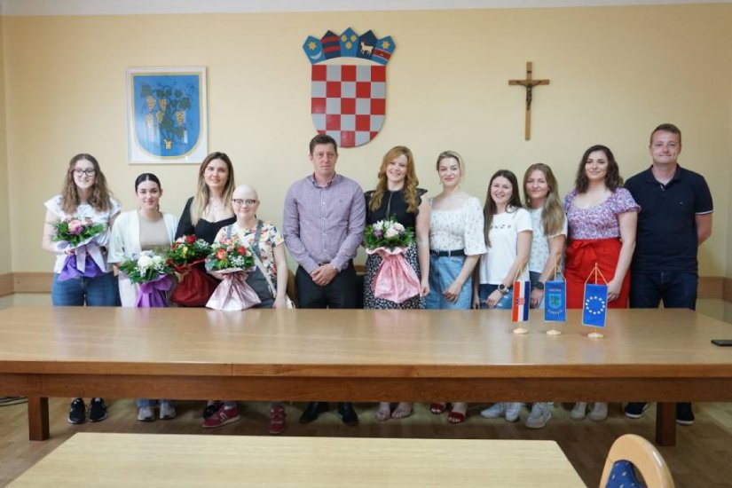 VINICA Uspje&scaron;ni mladi sporta&scaron;i i glazbenici kod načelnika &Scaron;timca: "Vi ste na&scaron; ponos!&rdquo;