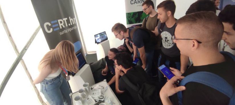 FOTO Počeo Tjedan karijera na Sveučili&scaron;tu Sjever, studenti okupirali &scaron;tandove potencijalnih poslodavaca