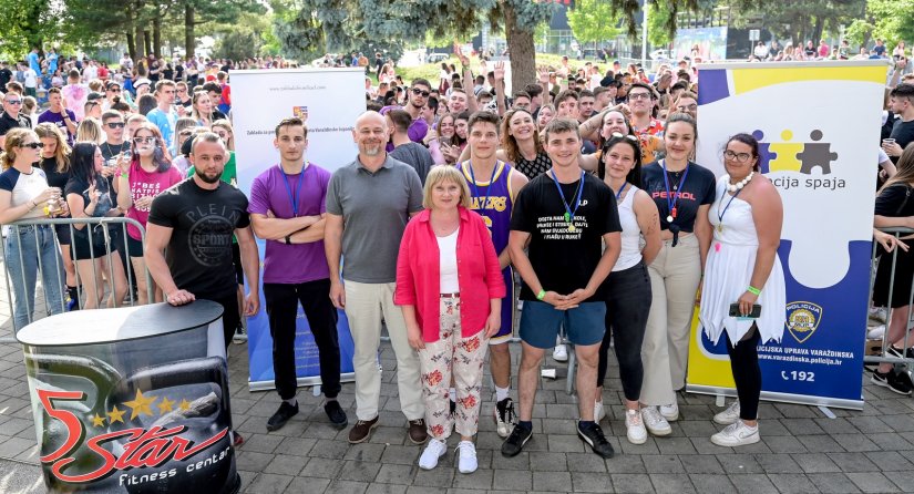 FOTO Drugi dan Maturantike u sportskom duhu: &scaron;estero najspretnijih maturanata osvojilo vrijedne nagrade