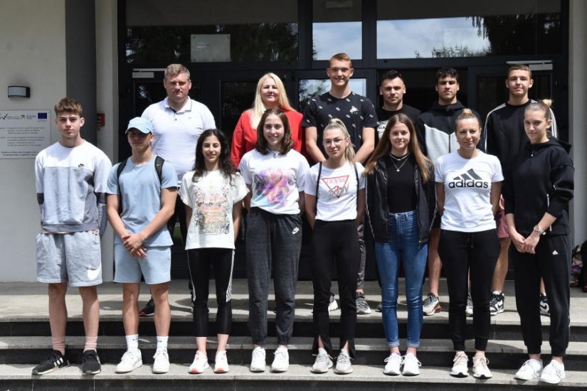 GIMNAZIJADA Druga gimnazija Varaždin Hrvatskoj donijela prvo zlato u &scaron;kolskom sportu!