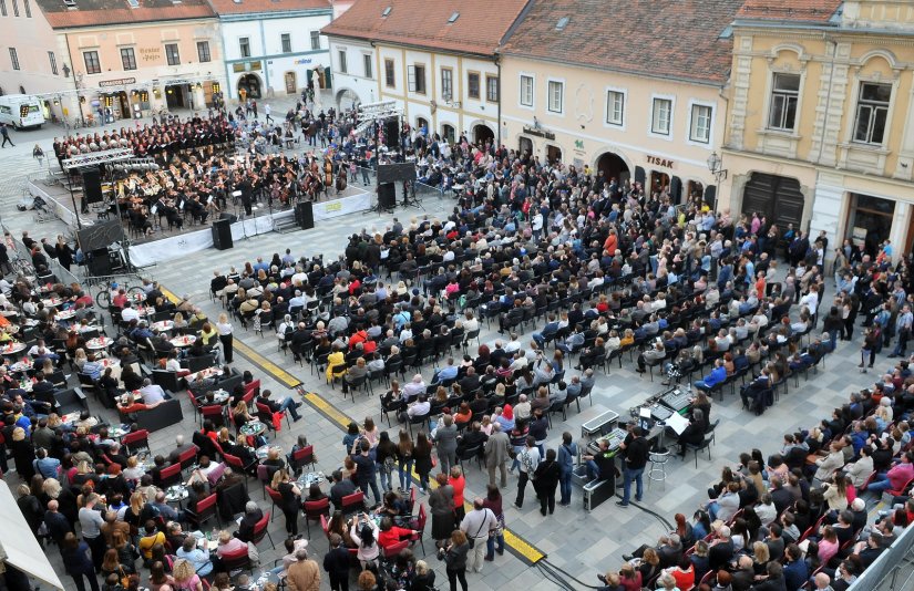 The Queen Symphony: Međunarodna suradnja Glazbene škole u Varaždinu i Glazbene škole Ravensburg