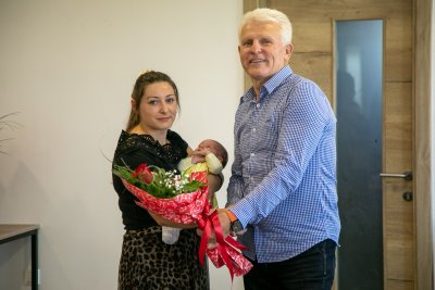 Općina Sračinec darivala novorođenu djecu: Ove je godine dosad rođeno 12 mališana