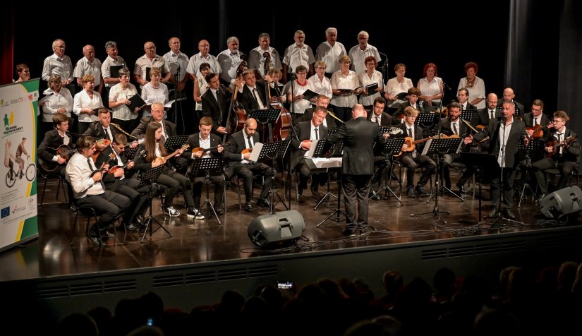 NEMIRNI UMIROVLJENICI Zbor umirovljenika održao još jedan koncert u Novom Marofu