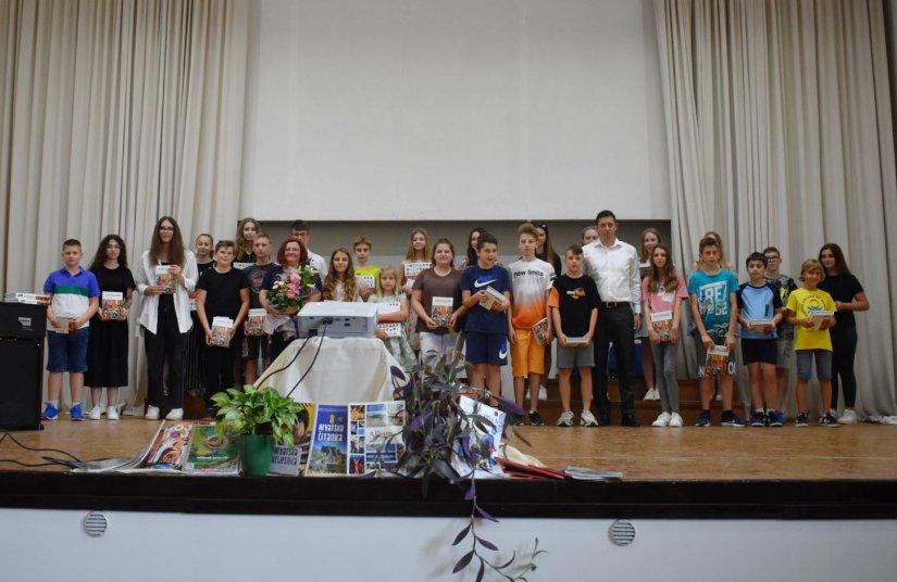 Općina Vinica dodijelila nagrade najuspješnijim učenicima i mentorima Osnovne škole Vinica