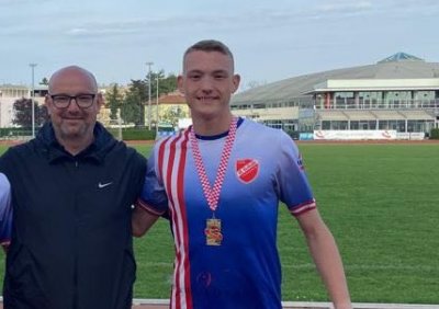 Na Svjetskom juniorskom prvenstvu u atletici Klara Koščak 11. u polufnalu, dok je Roko Farkaš rušio hrvatski rekord