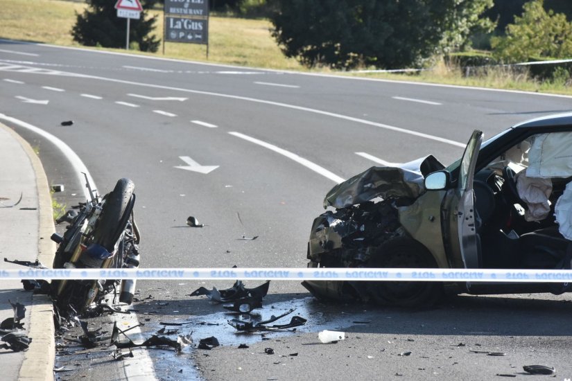 FOTO Preminuo još jedan motociklist u prometnoj nesreći u Turčinu