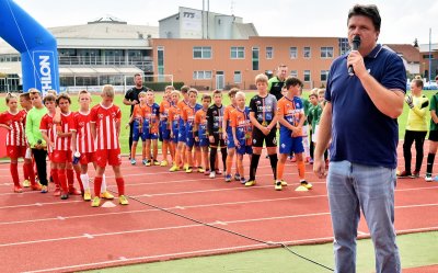 FOTO Na stadionu Sloboda počeo međunarodni dječji nogometni turnir „Špancir kup 2022.“