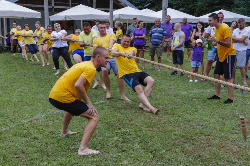 FOTO Veselo na 14. stažnjevečkim susretima, pobjednički naslov ekipi Centra