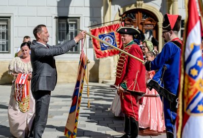 FOTO Gradonačelnik održao prijem za sudionike 21. Susreta povijesnih postrojbi