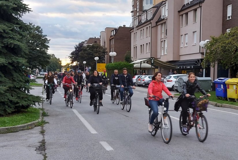 Kritična masa varaždinskih biciklista: S građanima biciklirao i Marković