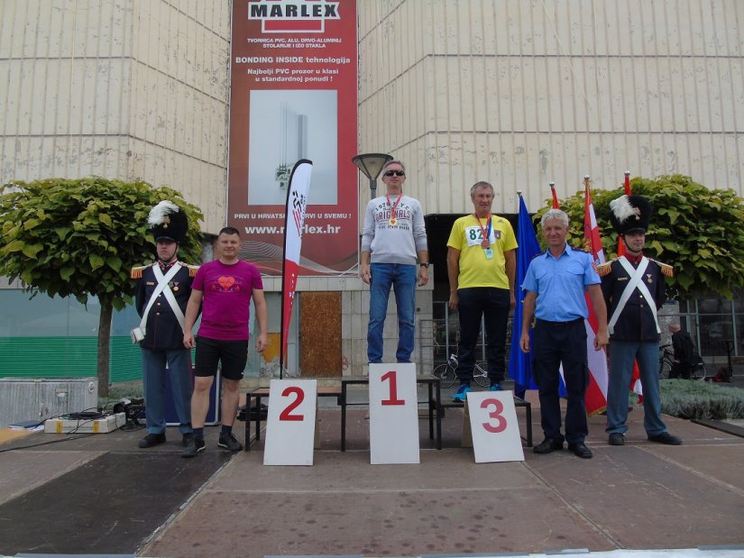 FOTO Održana 3. Varaždinska vatrogasna utrka u sklopu Varaždinskog polumaratona