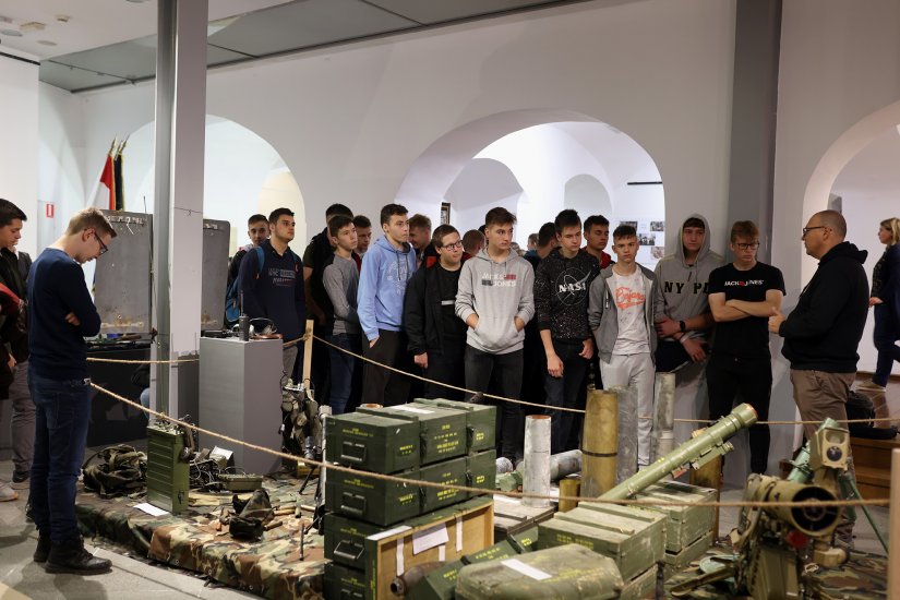 Izložba Ratni put 7. gardijske brigade Puma u palači Herzer privukla 2.750 posjetitelja