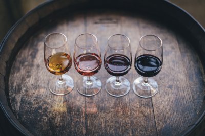 LAŽNA VINA Vinski znalac Saša Špiranec otkriva kako razlikovati pravo vino od patvorine