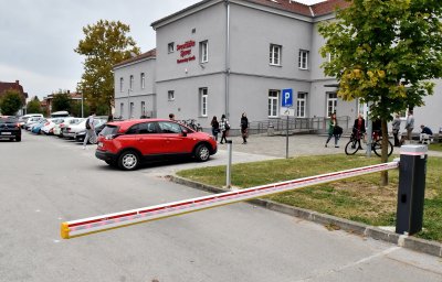 Sveučilište Sjever pozvalo studente da na nastavu dolaze javnim prijevozom