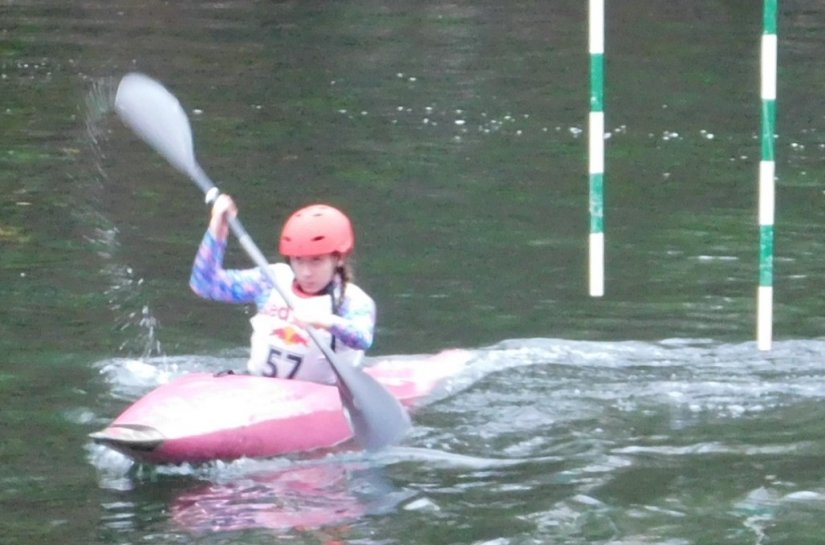 Članovi Kajak kanu kluba Varteks nastupili na 53. međunarodnom maratonu od  Samoborskog otoka do Zagreba