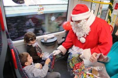 Božićni vlak Tin-express u svoju humanitarnu vožnju ove subote kreće i iz Varaždina