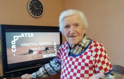 Za Hrvatsku navija i najstarija navijačica - stotinu i sedam godina stara Marija Herman