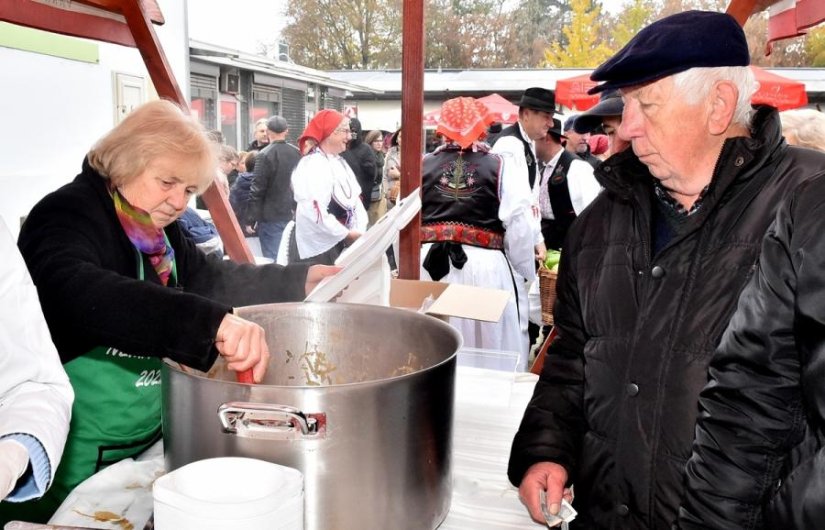 Ne propustite humanitarnu prodaju sarme na varaždinskom placu!