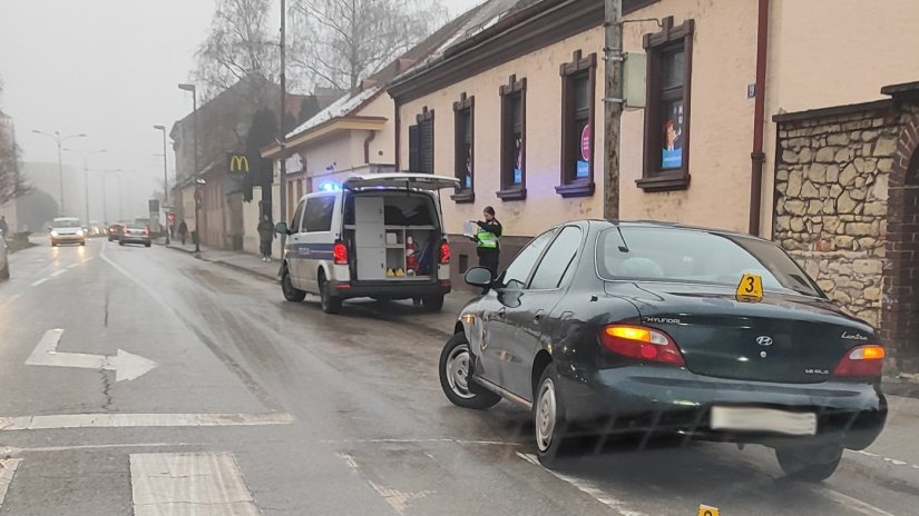 Policija izvijestila o naletu auta na pješakinju u Ulici Stanka Vraza