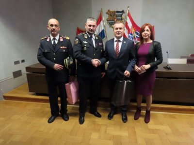 Županijski dužnosnici s članovima predsjedništva Vatrogasne zajednice Varaždinske županije