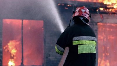 Zbog kvara na električnom produžnom kabelu izbio požar na kući u Madžarevu