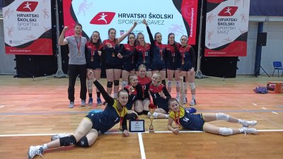 Ekipa Osnovne škole Ivanec osvojila naslov prvakinja Hrvatske u odbojci!