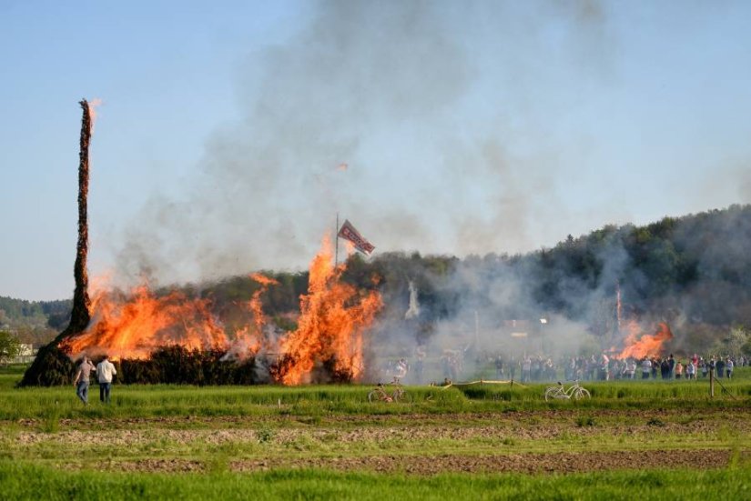 Stari običaji u varaždinskom kraju: Oprez pri paljenju Vuzmenki!