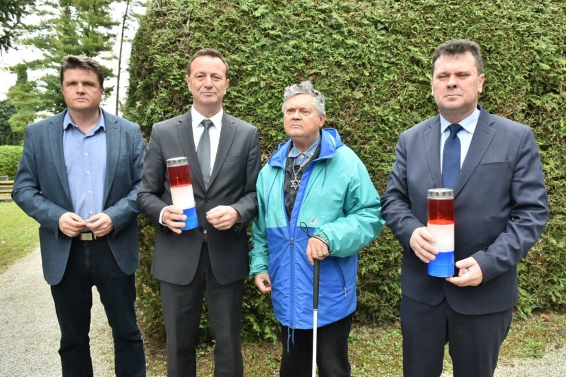 FOTO Na Židovskom groblju u Varaždinu obilježen Jom ha-Šoa, Dan stradanja i junaštva židovskog naroda