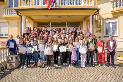 FOTO Načelnik Klapša primio uspješne učenike OŠ Maruševec i njihove mentore