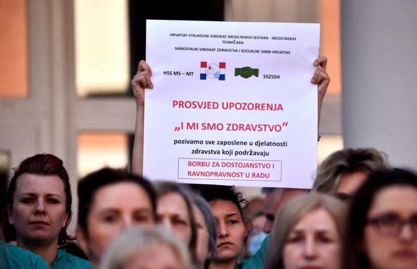 Prosvjed djelatnika OBV-a: &quot;I mi smo zdravstvo! Želimo povećanje koeficijenata od 10%, koje su dobili i liječnici&quot;