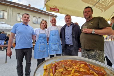 FOTO Tradicionalni „Kotlić” u Malom Bukovcu privukao mnoštvo natjecatelja i posjetitelja