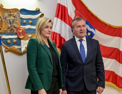 Održani radni sastanak ministrice turizma i sporta Nikoline Brnjac i župana Anđelka Stričaka