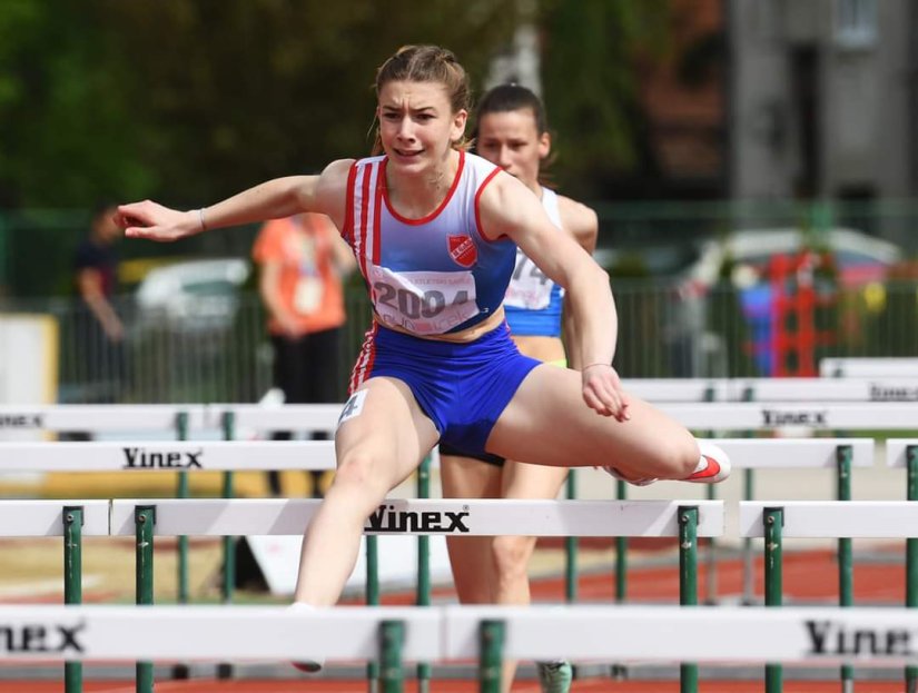 Klara Koščak postavila novi juniorski rekord na 300 metara