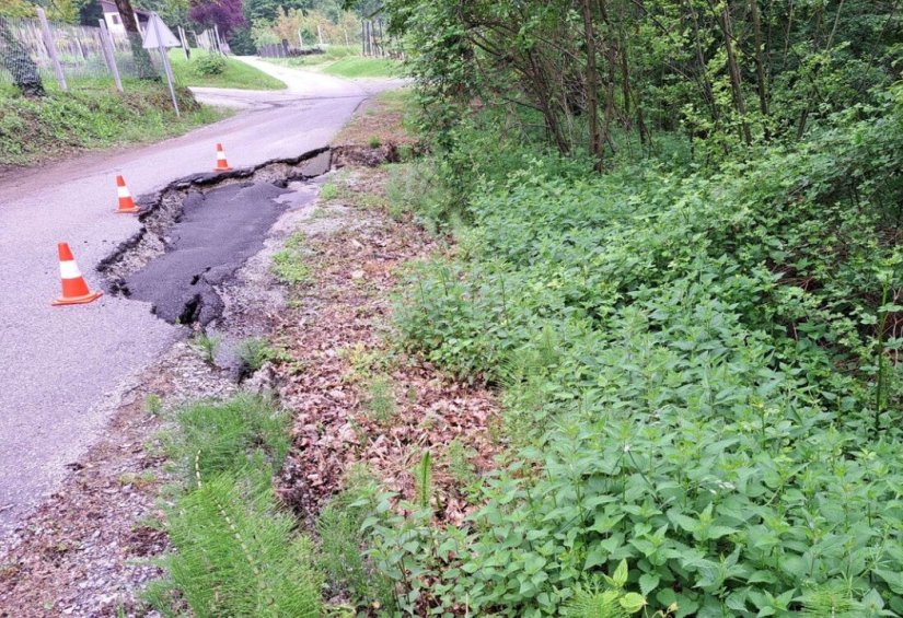 IVANEC Zbog odrona i klizišta promet se na ovim cestama odvija otežano ili su zatvorene