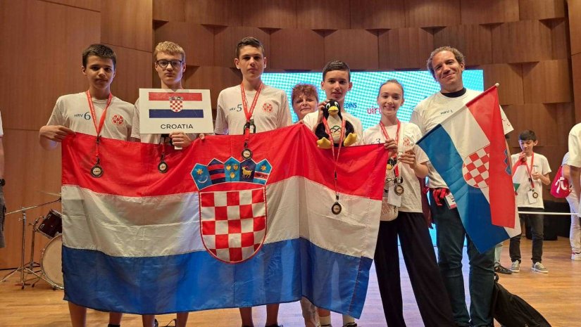 Iz Tirane se vratili s pet bronca, među osvajačicama medalje i polaznica našeg Centra izvrsnosti!