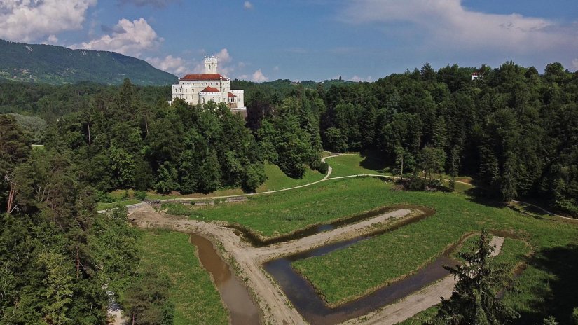 Upitan skori nastavak čišćenja Trakošćanskog jezera zbog “repova”, a i dvostruko skuplje ponude