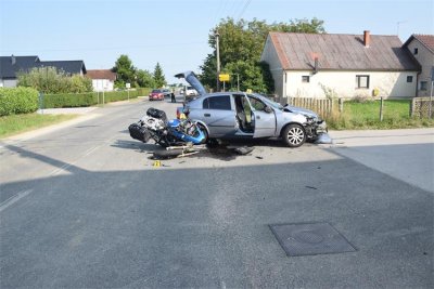 Teže ozlijeđen motociklist koji je protekli vikend stradao u Brezju
