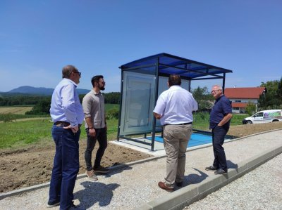 Na Horvatskom završeni radovi na autobusnom stajalištu, postavljena i autobusna nadstrešnica