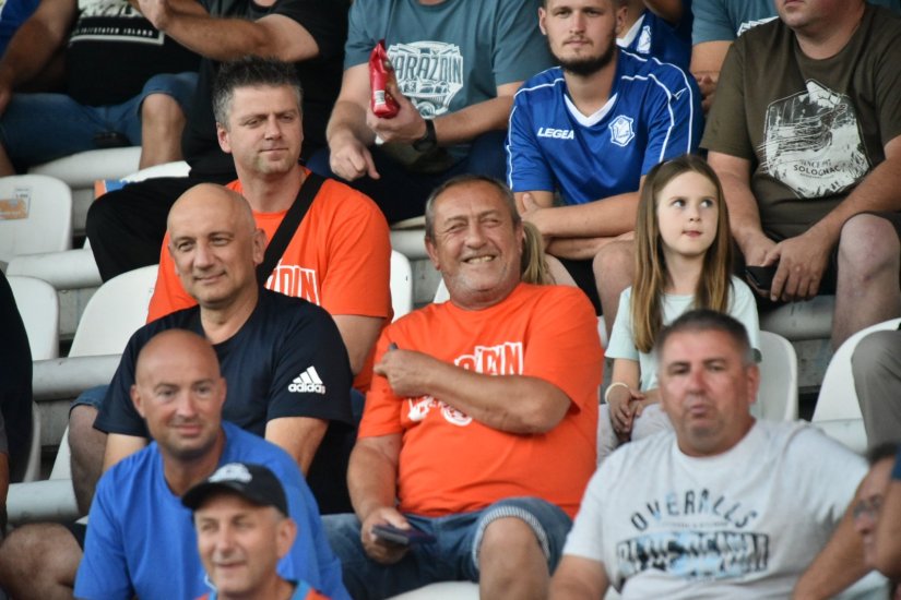 FOTO Lokalni derbi privukao veliki broj gledatelja na Gradski stadion