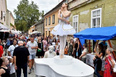 Dani javnih manifestacija tijekom Špancirfesta, nedjeljama će raditi štandovi, kiosci...