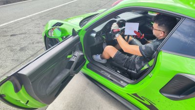 Isprobali smo supersportske automobile i vozili 250km/h