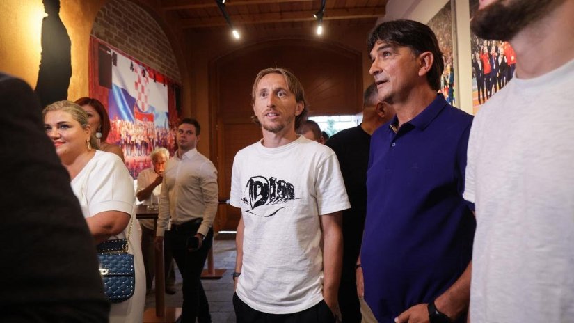 VIDEO Zlatko Dalić otvorio restoran, na otvorenje do&scaron;li Modrić i Kovačić