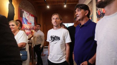 VIDEO Zlatko Dalić otvorio restoran, na otvorenje došli Modrić i Kovačić