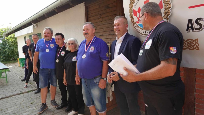 FOTO Novi Marof ukupni pobjednik, Ivanec drugi, Maruševec treći na 3. Memorijalu Dino Kunić