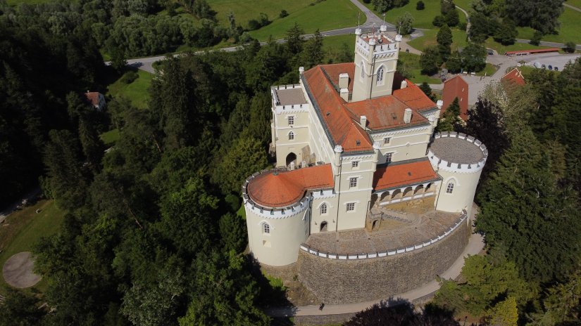 Google Dvoru Trakošćan dodijelio prestižnu nagradu Zlatni pin