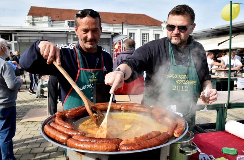 Dođite u subotu na Dan varaždinskog placa, čeka vas kotlovina, oslikavanje lica i tamburaši