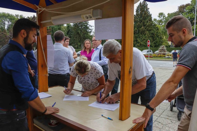 USTAVNI SUD POTVRDIO Grad Ivanec bio u pravu, tuđe smeće ne može u Jerovec!