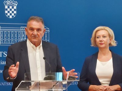 Radimir Čačić: Vladine mjere pomoći građanima su samo još jedan igrokaz