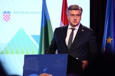 Plenković razriješio Banožića dužnosti ministra obrane