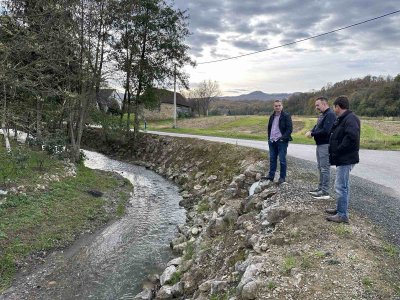 FOTO Radni sastanak s predstavnicima Hrvatskih voda u Ljubešćici